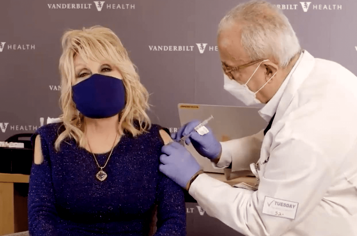 Vanderbilt University doctor vaccinates singer Dolly Parton.