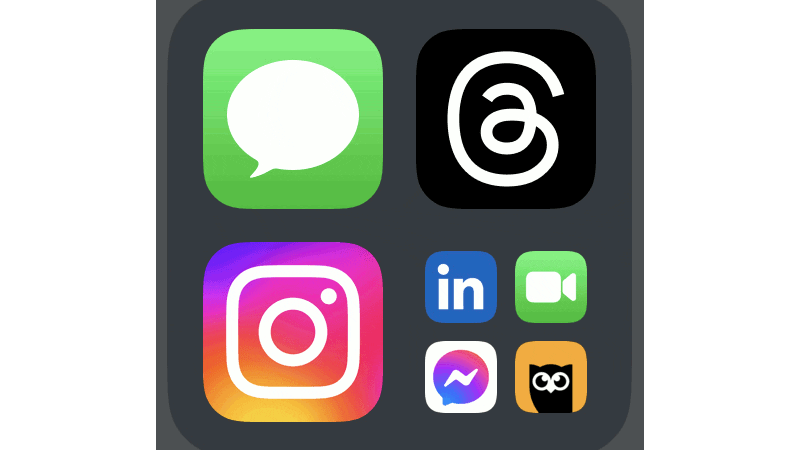 Threads in tray of social media icons.